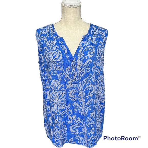 grand & greene Tops Grand Greene Blue Floral Scroll Design Sleeveless Summer Top Poshmark